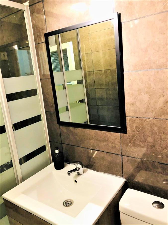 Deluxe Room Center Madrid Luaran gambar